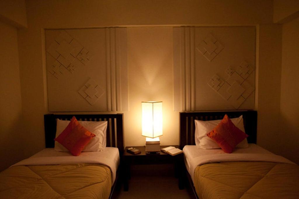 Yindee Stylish Guesthouse Chiang Mai Quarto foto