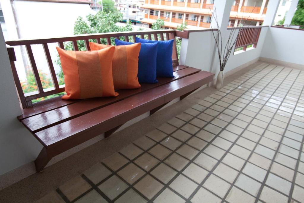 Yindee Stylish Guesthouse Chiang Mai Exterior foto